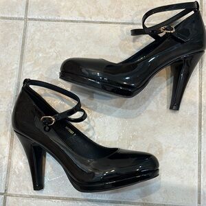 Elegant Black Patent Leather Heels